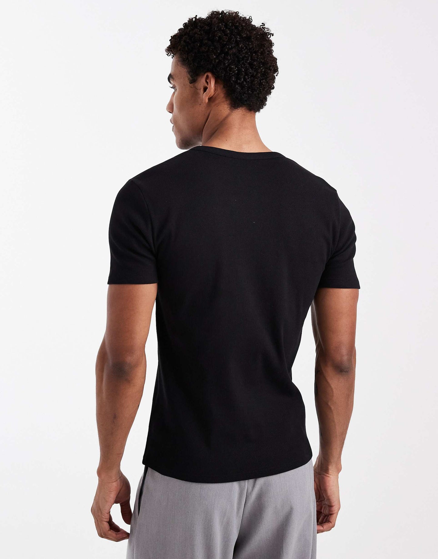 BUNDLE PACK - KESINGTON HENLEY MUSCLE TEE - (BLACK & WHITE)