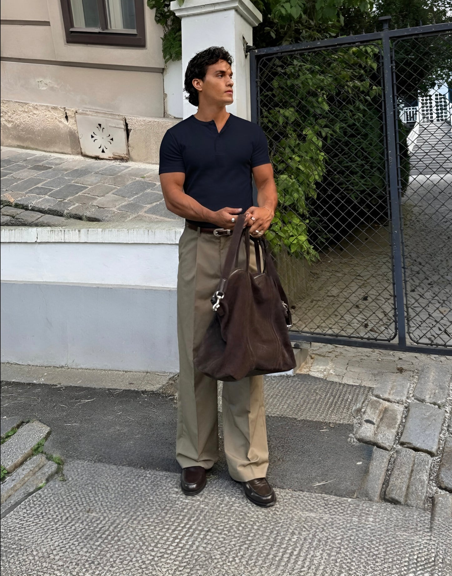 KESINGTON HENLEY TEE - MIDNIGHT