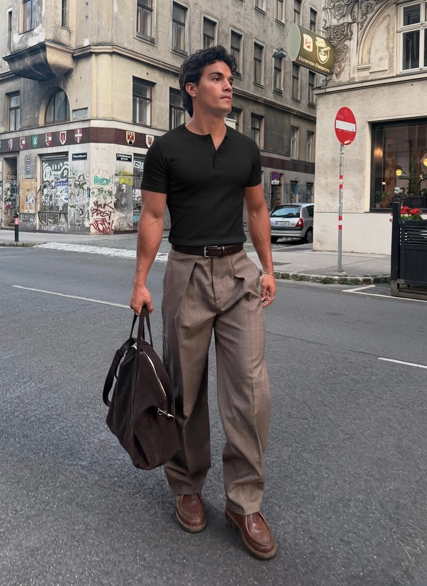 KESINGTON HENLEY TEE - BLACK