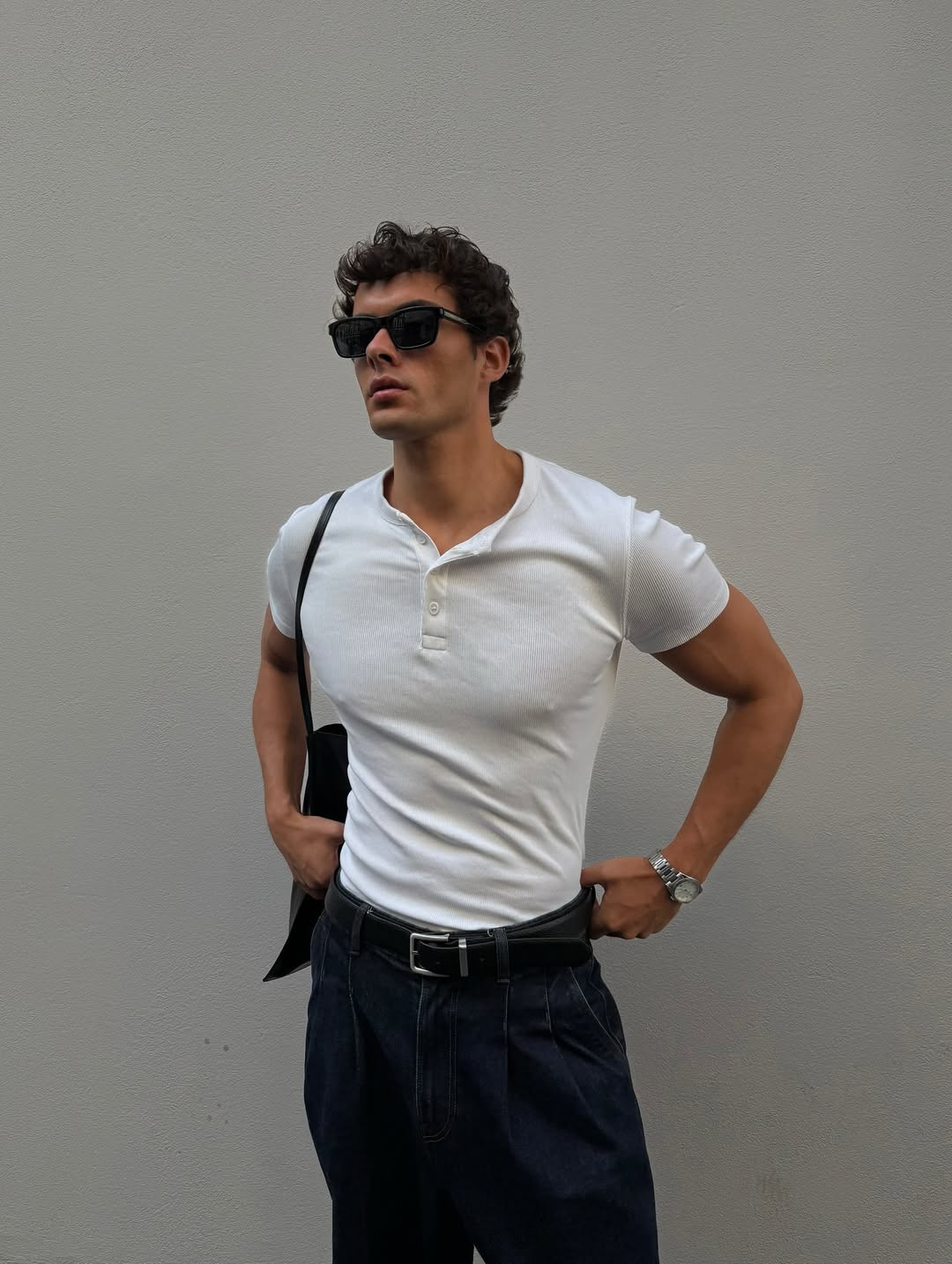 KESINGTON HENLEY TEE - WHITE