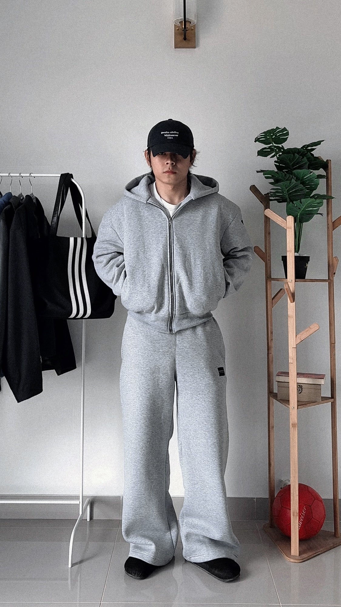 Baggy Bootcut Sweatpants - Seagull Gray