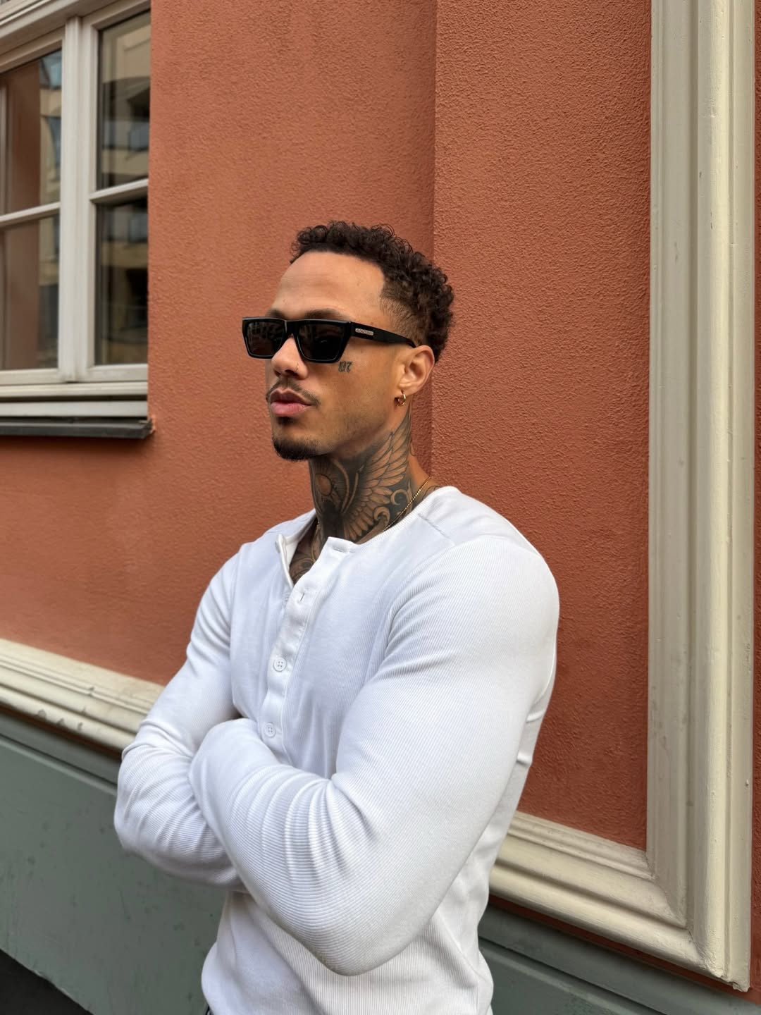 KESINGTON HENLEY TEE (FULL SLEEVE) - WHITE