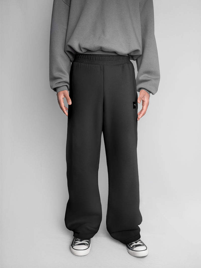 BAGGY BOOTCUT SWEATPANTS - BLACK