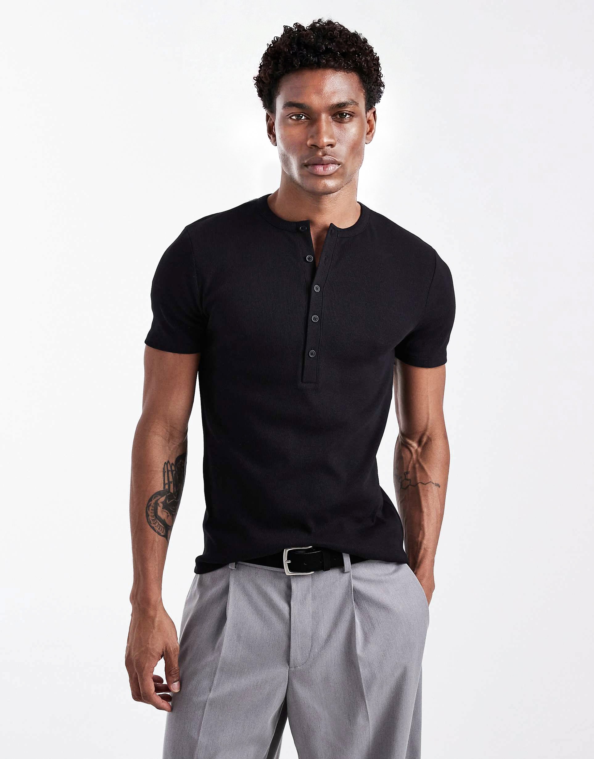 BUNDLE PACK - KESINGTON HENLEY MUSCLE TEE - (BLACK & WHITE)